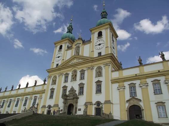 Svatý Kopeček Olomouc není jen o památkách - Toulavé Šlápoty