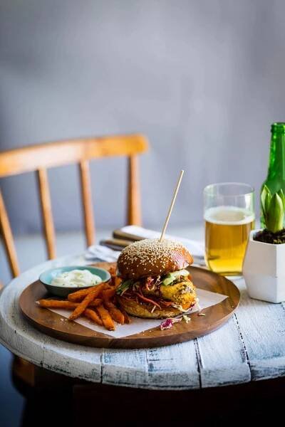 MICHELLE PARKIN PHOTOGRAPHY_CHERMOULA_05-2017_SUCCULENT CHICKEN BURGER_HIGH RES-9395.jpg