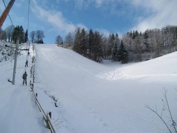 Ski areál Vranča - ubytování, počasí, online webkamera, otevírací doba, akce