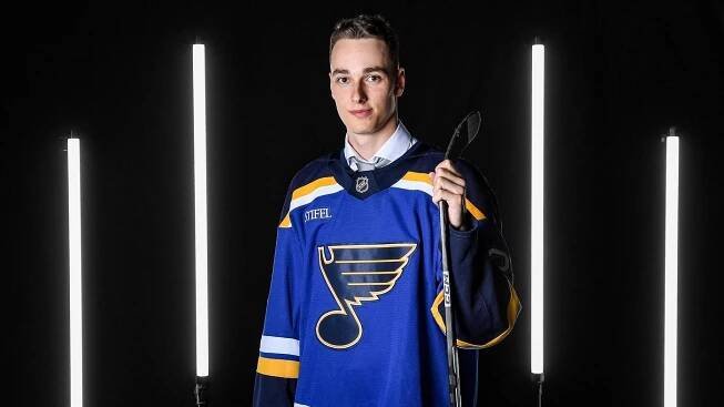 Noví Faksovi parťáci. 4 čeští mladíci, kteří se rvou o místo v St. Louis Blues