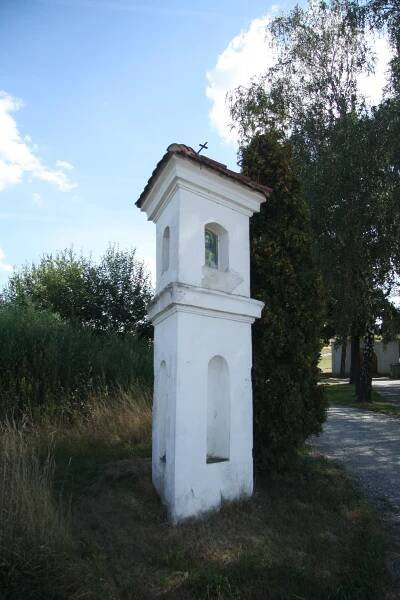 Soubor:Wayside shrines in Ráječko, Blansko District.jpg – Wikipedie