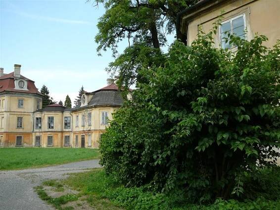 Hořín - obec postižená povodněmi - předání charitativní sbírky naší obce