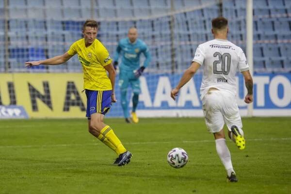 Dominik Simerský před Jabloncem: Jsme teď na vlně a nechceme o ni přijít - FC Zlín