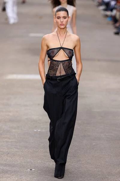 PFW: At Stella McCartney, A Call To Save The Birds
