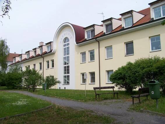 Dům s pečovatelskou službou