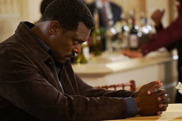 Chicago Fire - Ostré lokty - Z filmu - Eamonn Walker