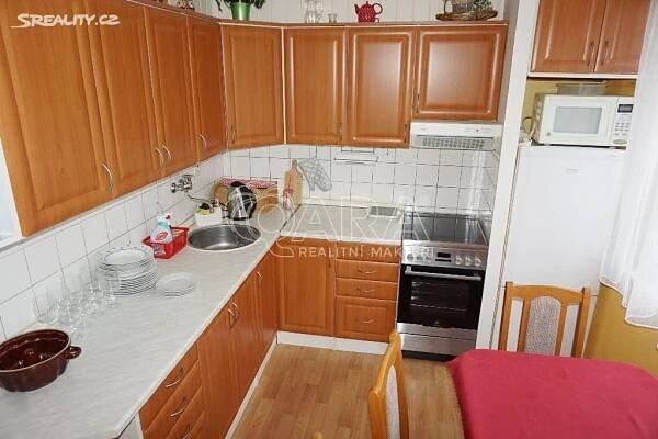 Pronájem bytu 3+1 65 m², J. Suka, Polička - Horní Předměstí