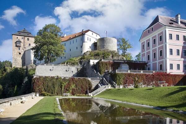 Státní hrad a zámek Bečov | foto: Fotobanka Profimedia