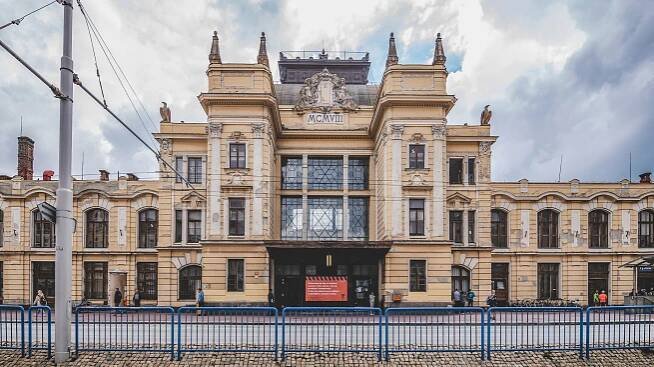 Hlavní nádraží České Budějovice, střední rizalit, 2020