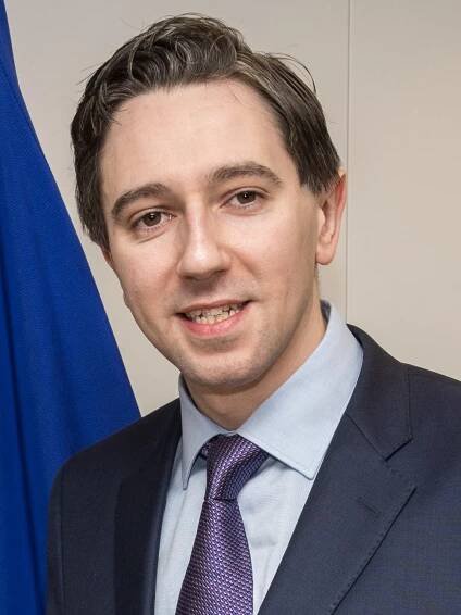 Soubor:Simon Harris, 2017 (cropped).jpg – Wikipedie