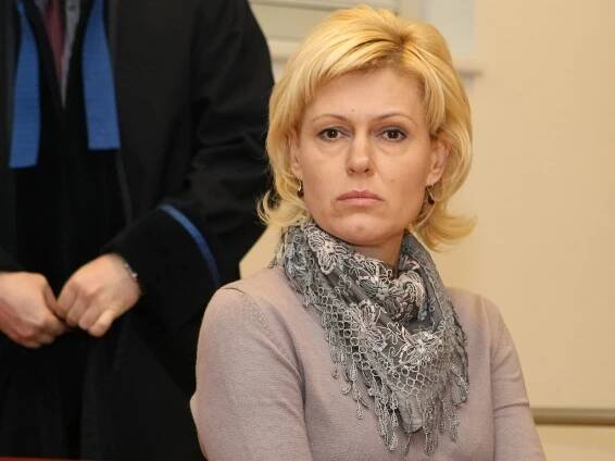 Znalci: zapomenutá špachtle se do těla mohla dostat až při šití
