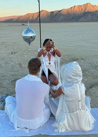 Joel Kinnaman and Kelly Gale wedding