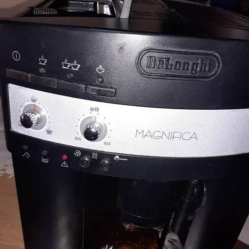 Manuál DeLonghi Magnifica ESAM 3000 návod (6 stránek)