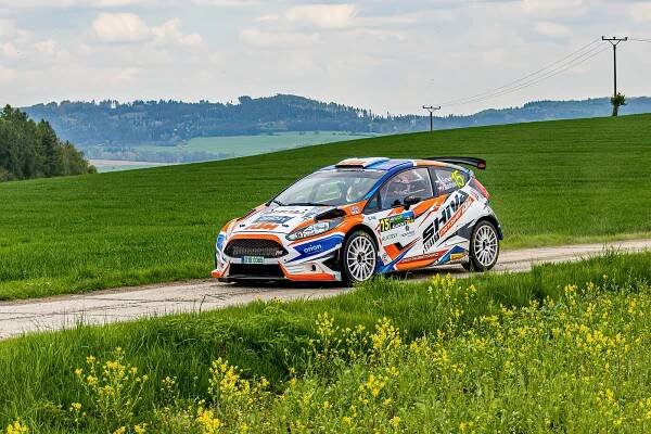 Ohlédnutí za 56. ročníkem populární Rallye Šumava, podívejte se