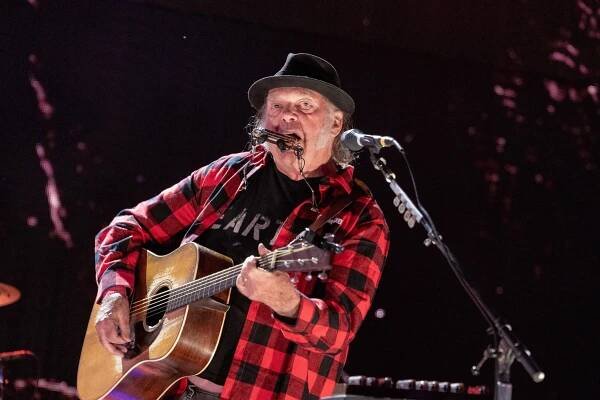 Neil Young Says He Pulled Out of Glastonbury 2025 Due to “Corporate” BBC Partnership