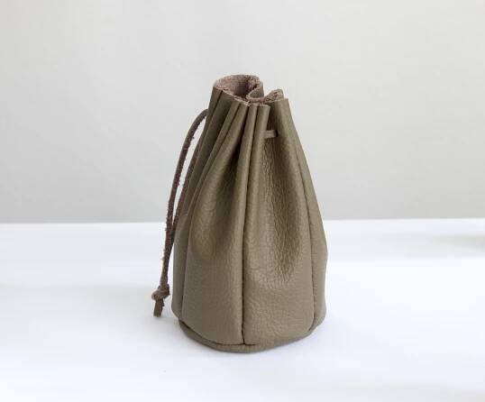 Měšec khaki | Lukáš Ardolf