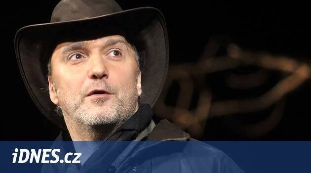 Zemřel herec a dabér Rostislav Čtvrtlík, hlas Chandlera z Přátel - iDNES.cz
