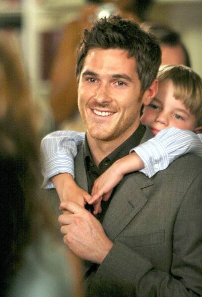 Bratři a sestry - Předchozí závazky - Z filmu - Dave Annable, Maxwell Perry Cotton