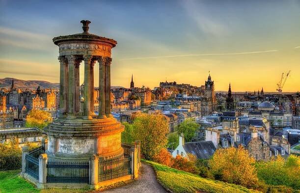 památník dugalda stewarta na calton hill v edinburghu - skotsko - edinburgh lothian - stock snímky, obrázky a fotky