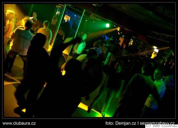 Aura Hit Club