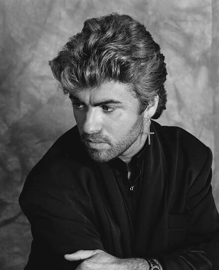 GEORGE MICHAEL: MUŽ, KTORÝ DAL VIANOCIAM HLAS - elisée