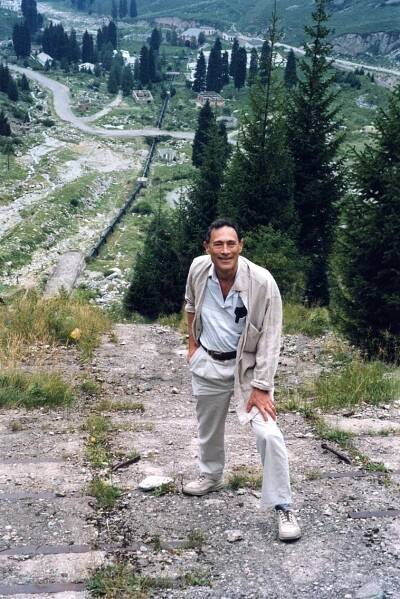 Biography of John E. Mack, M.D. - John Mack Institute
