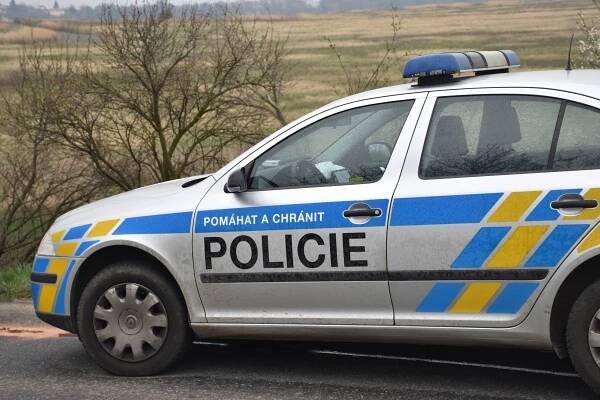Opilá řidička usnula v Olomouci ve svém voze uprostřed křižovatky