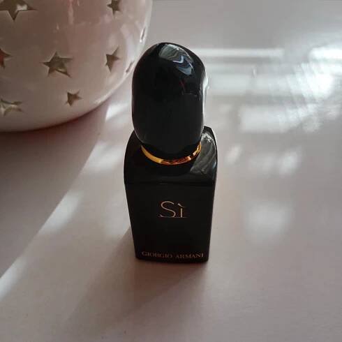 Si Eaude Parfum Intense