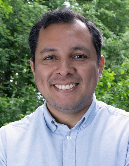 Portrait of Dr. Fernando Javier Fernández