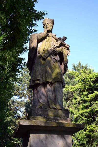 Soubor:Chrášťany, okres Praha-západ, socha sv. Jana Nepomuckého.JPG – Wikipedie