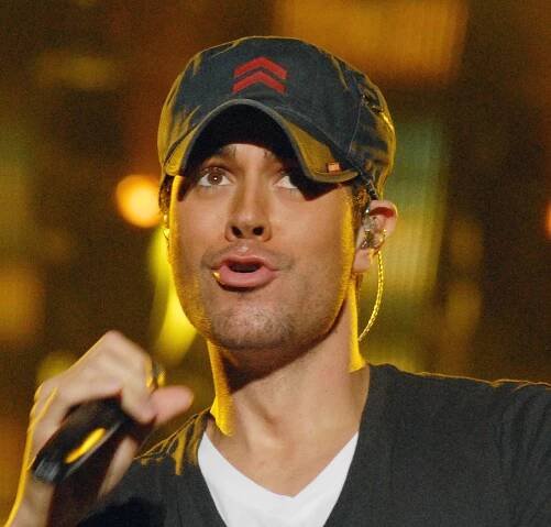 Soubor:Enrique Iglesias 2007.11.29 8.jpg – Wikipedie