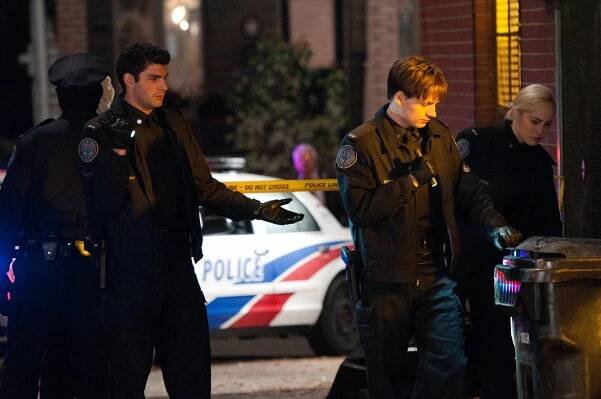 Rookie Blue - Nepotrestaný - Z filmu - Travis Milne, Gregory Smith, Charlotte Sullivan