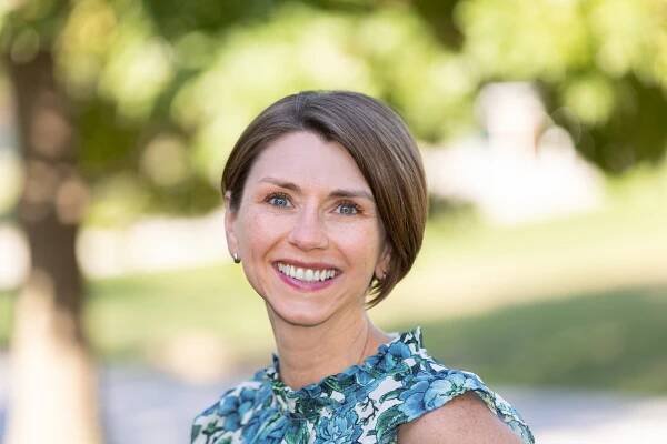 The Essential Wellness Doc - Melissa Brown , DC | The Essential Wellness Doc
