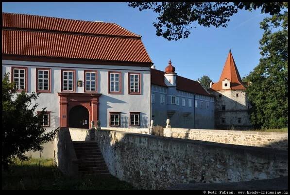 Hrady, tvrze, zámky a zříceniny – Fotografie z roku 2024 – 14.část / hrady-zriceniny.cz