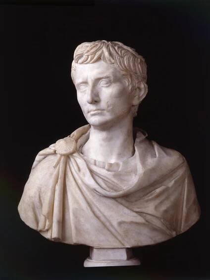 A Look at Emperor Augustus and Roman Classical Style