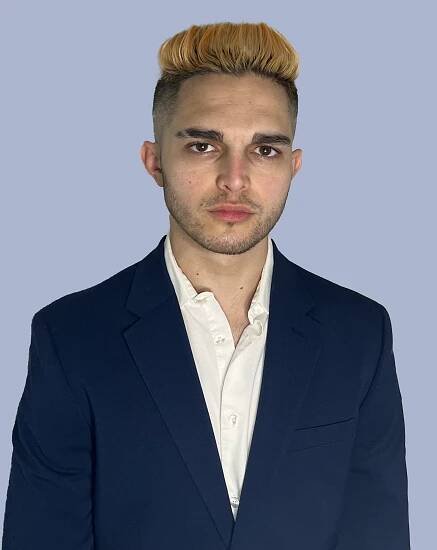 headshot of Danny Alvarado-Gómez