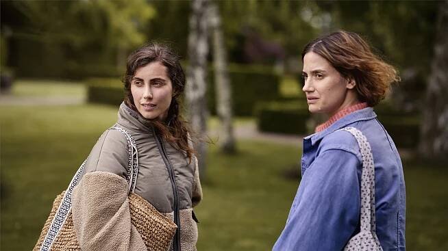 Katrine Greis-Rosenthal, Danica Curcic - Camino - Z filmu