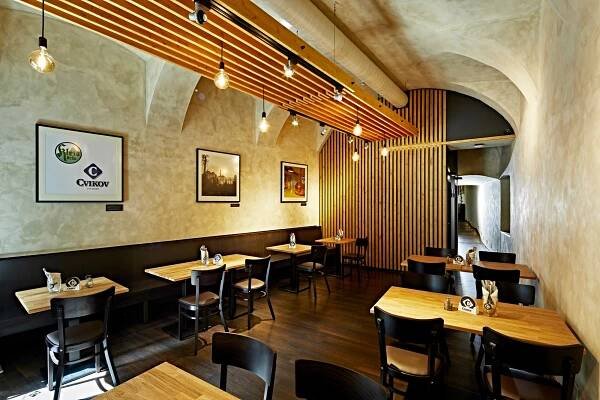 Půllitr piva Cvikov v restauraci Sladovna: na výběr 5 druhů vč. Sváteční 13°