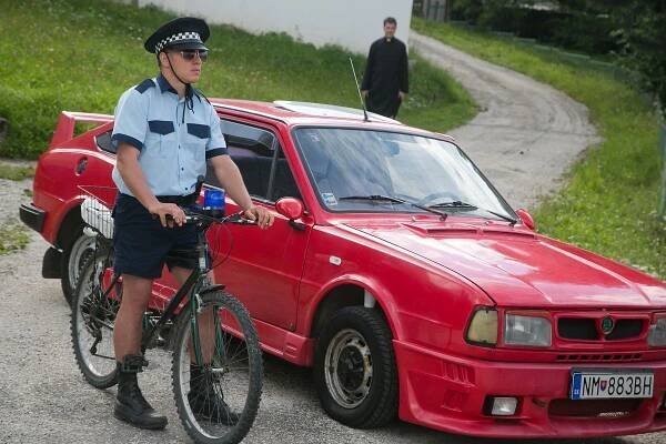 Michal Kubovčík je schopný všetkého: Kvôli Hornej Dolnej sa neváha aj o zem hodiť