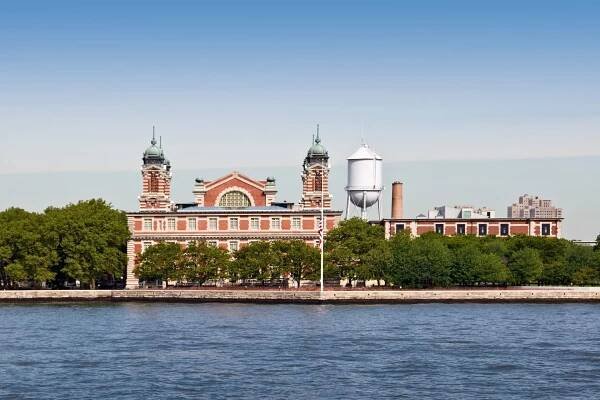 ellis island vstupenky ()