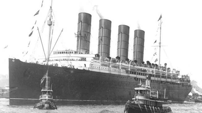 Německá ponorka potopila zaoceánský parník RMS Lusitania