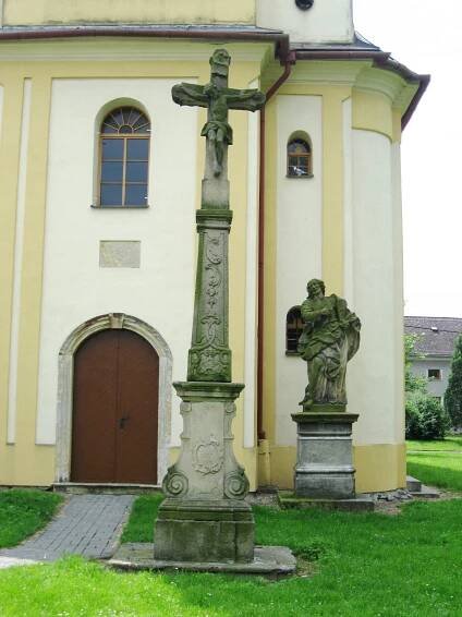 Soubor:Krucifix (Vsisko).JPG – Wikipedie