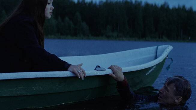 Lovi - Irti - Z filmu - Veera Pyykkö, Janne Hyytiäinen