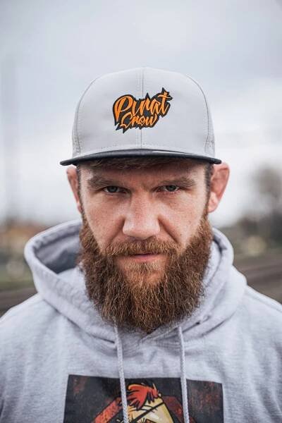 Šiltovka Pirát Crew Bielo Šedá - PiratCrew - Samuel Pirát Krištofič
