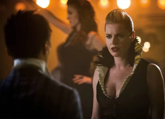 Knihovníci - A obraz obrazu - Z filmu - Rebecca Romijn