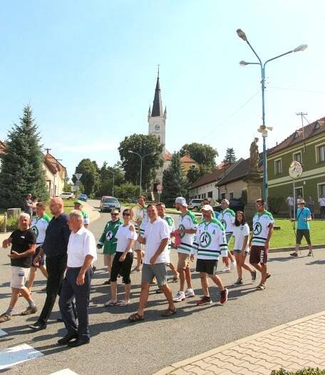 Ostrožská Lhota slavila 650. výročí. Gratulovat přijel také Ondráš