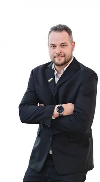 Kontakt | Michal Hlavatý | M&M Reality