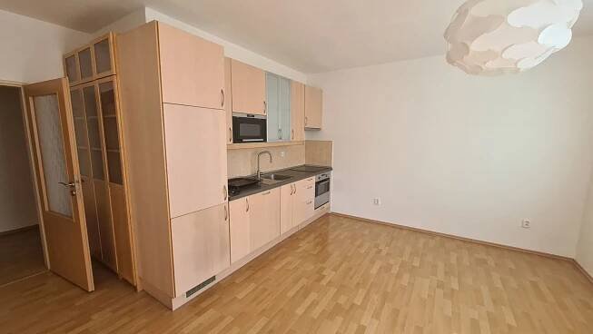Pronájem bytu 2+kk 58 m², Třídvorská, Kolín, Středočeský kraj