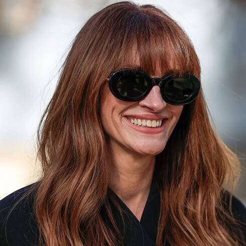 It's True: Julia Roberts Just Brought Back Princess Diana's Favorite $70 Sneakers