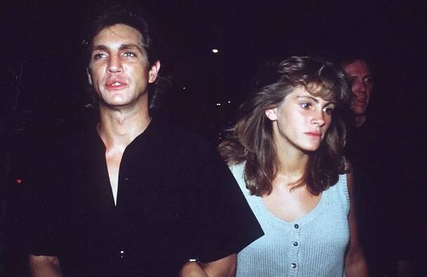 Eric and Julia Roberts